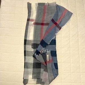 Burberry lightweight gauze scarf